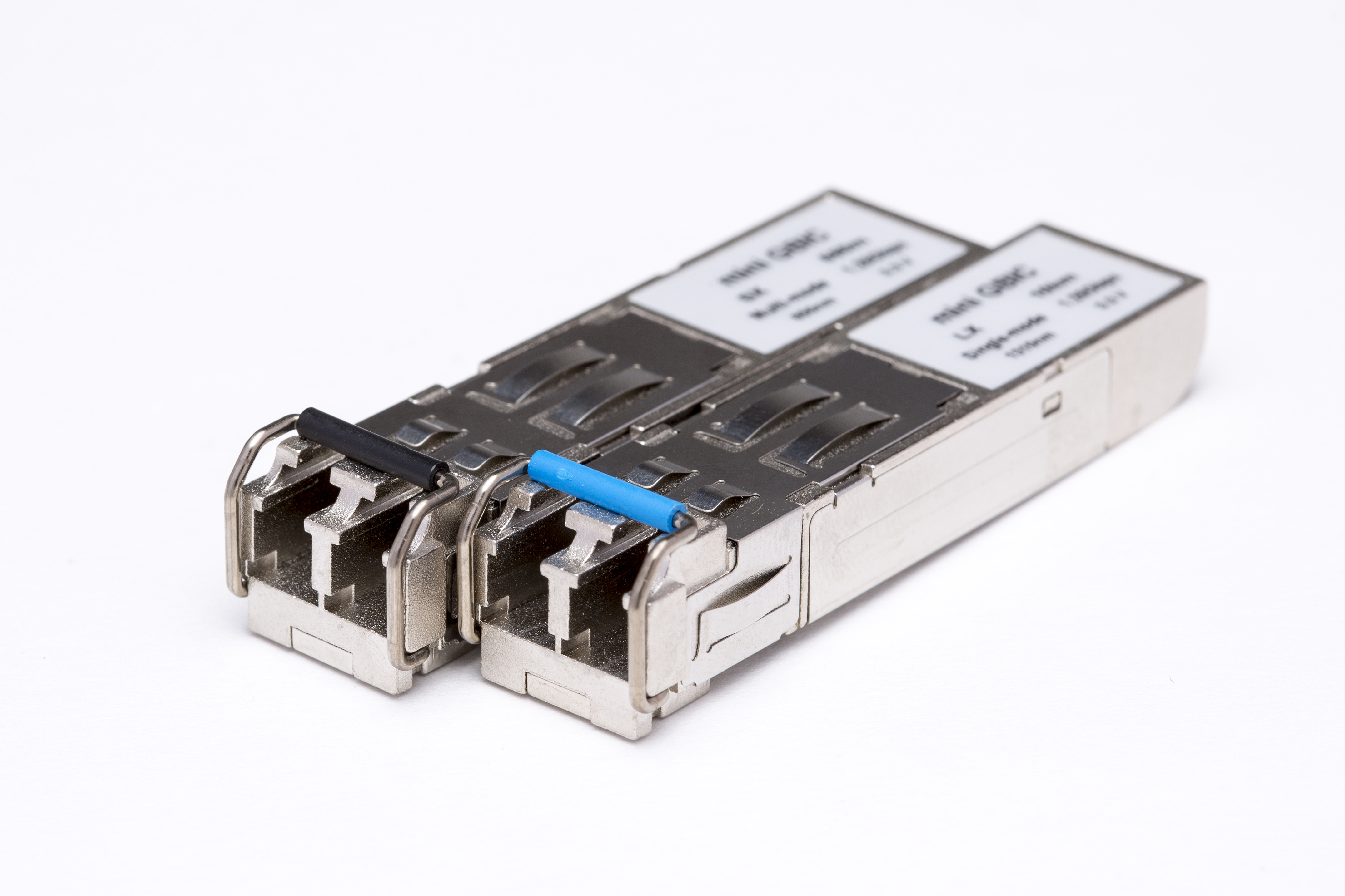 155M/1.25G/2.5G/4G SFP 光トランシーバ